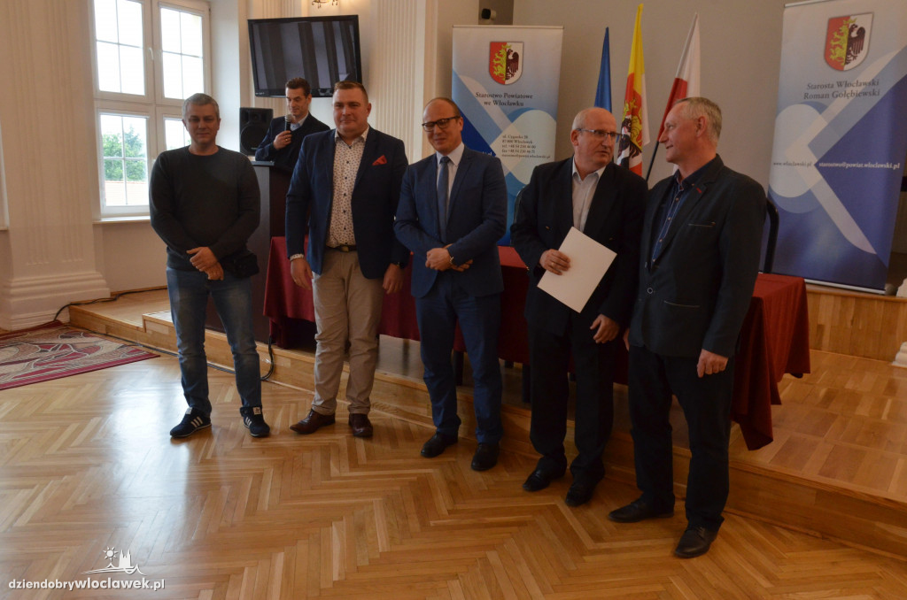 Kluby z regionu z dużymi pieniędzmi