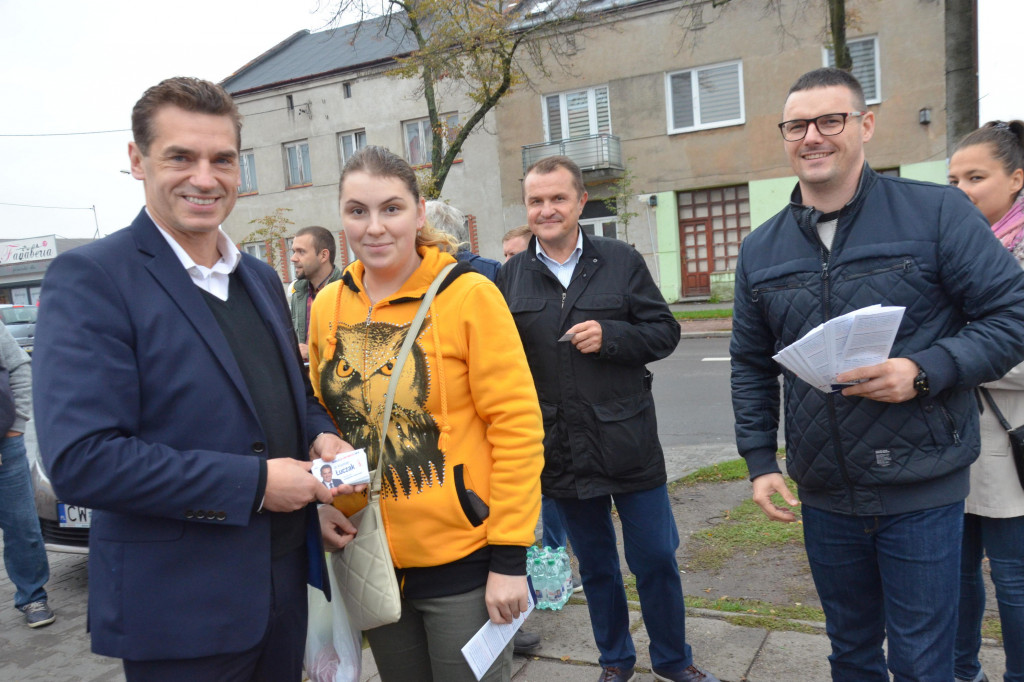 Kampania wyborcza na targowisku