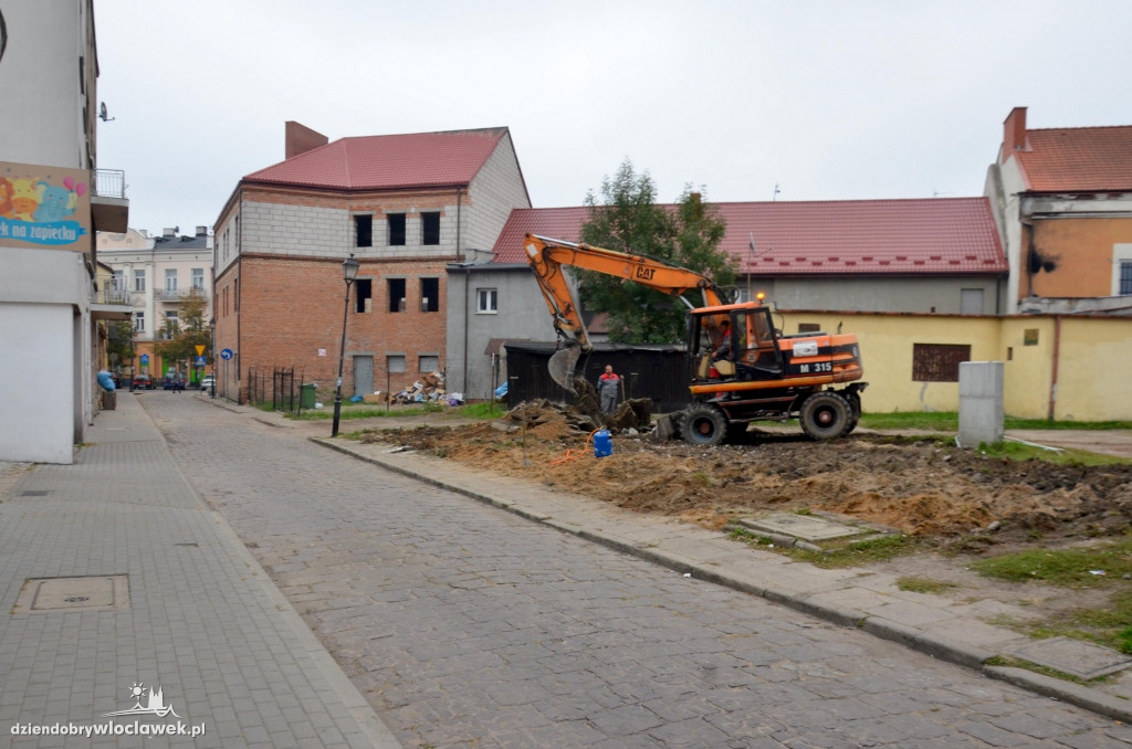 Co robił spychacz na ul. Zapiecek?