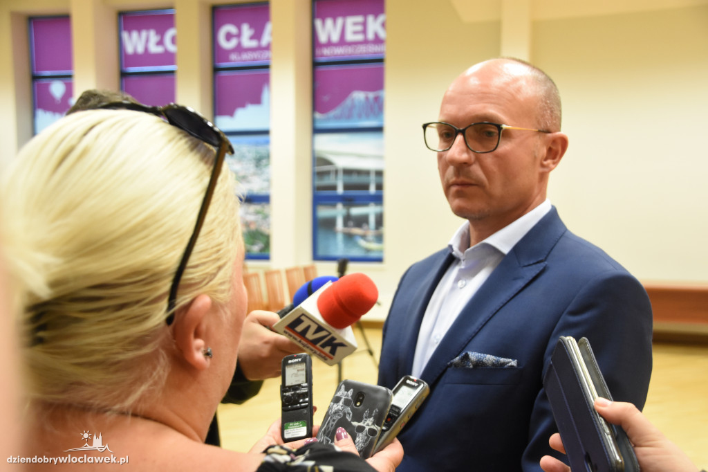 Prezydent spotkał się z kibicami