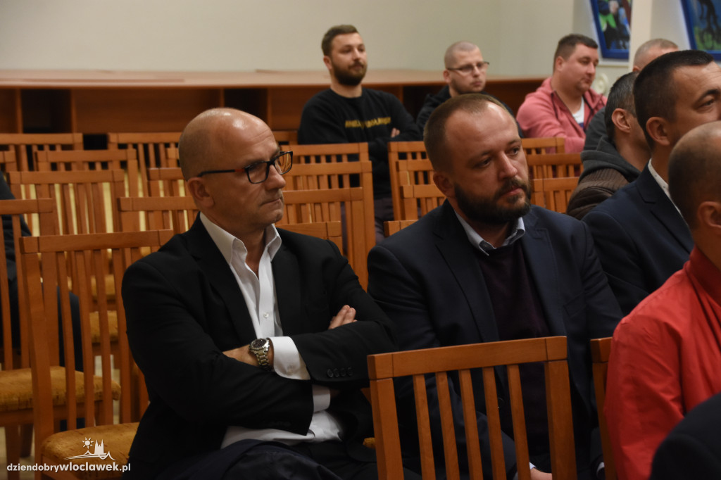 Prezydent spotkał się z kibicami