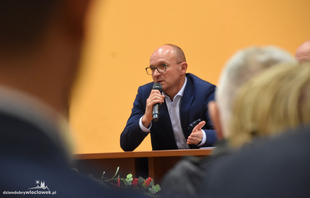 Prezydent spotkał się z kibicami