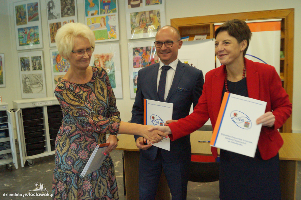 LMK dostało nowy sprzęt do nauki