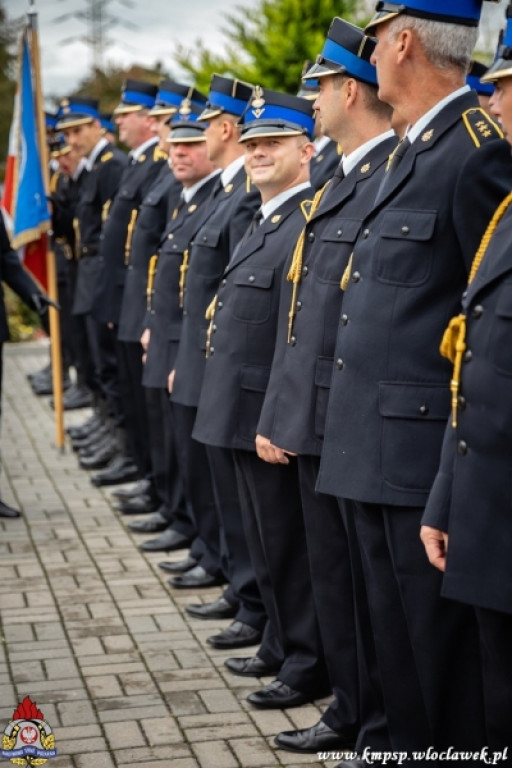 Uroczysta zbiórka u strażaków