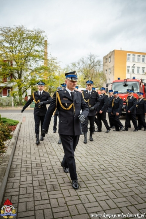 Uroczysta zbiórka u strażaków