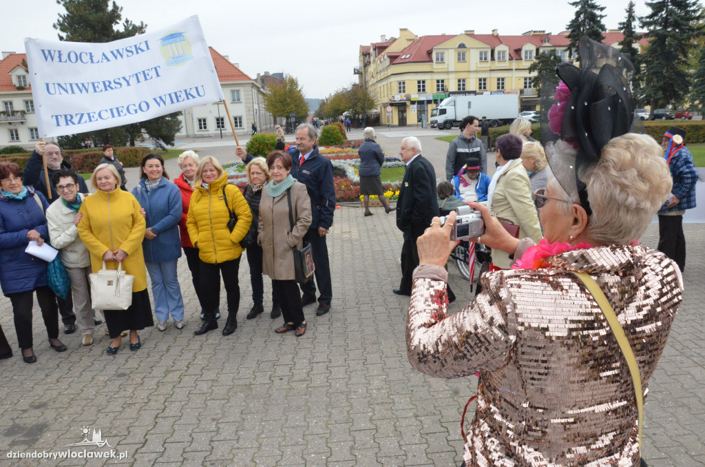 Rozpoczęcie Senioraliów na placu Wolności