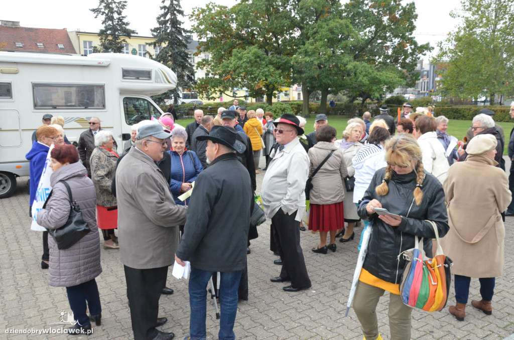 Rozpoczęcie Senioraliów na placu Wolności