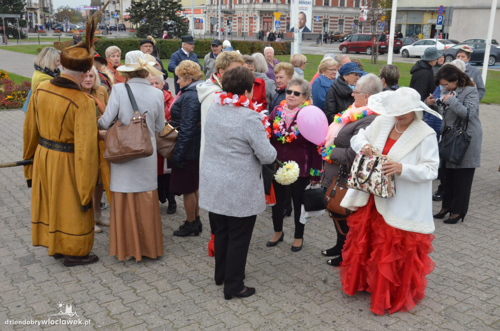 Rozpoczęcie Senioraliów na placu Wolności