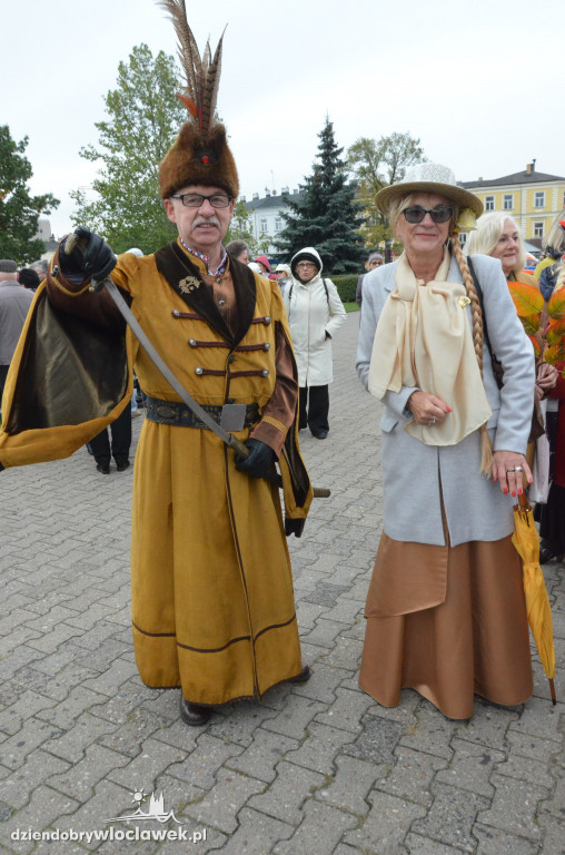 Rozpoczęcie Senioraliów na placu Wolności