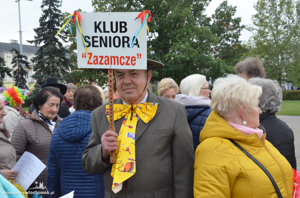 Rozpoczęcie Senioraliów na placu Wolności
