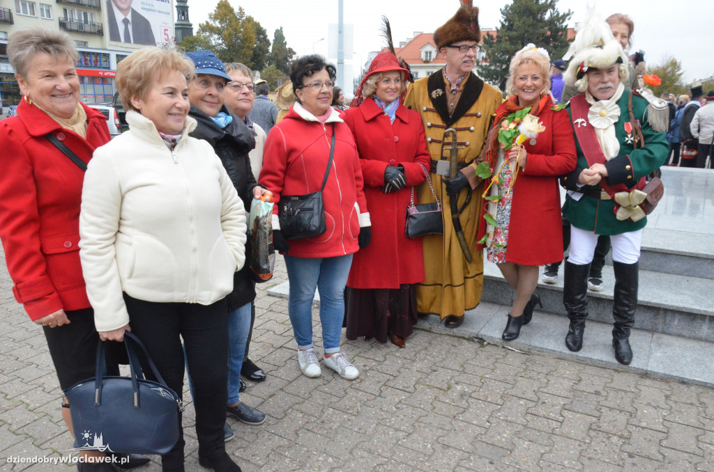 Rozpoczęcie Senioraliów na placu Wolności
