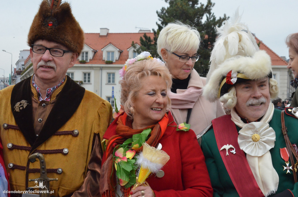Rozpoczęcie Senioraliów na placu Wolności