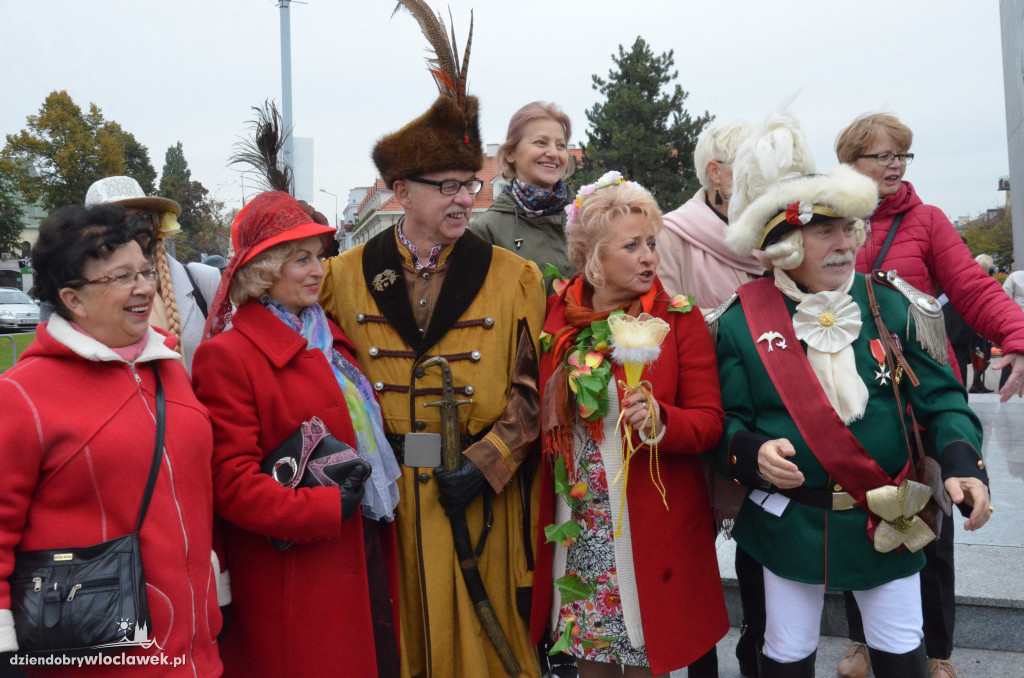 Rozpoczęcie Senioraliów na placu Wolności