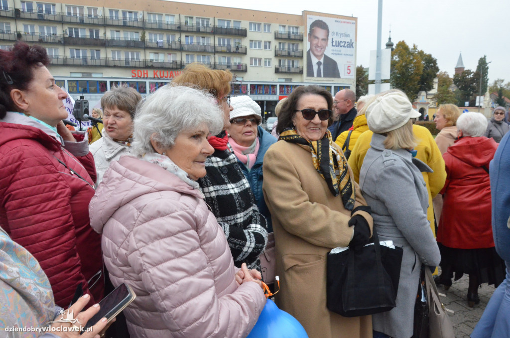 Rozpoczęcie Senioraliów na placu Wolności