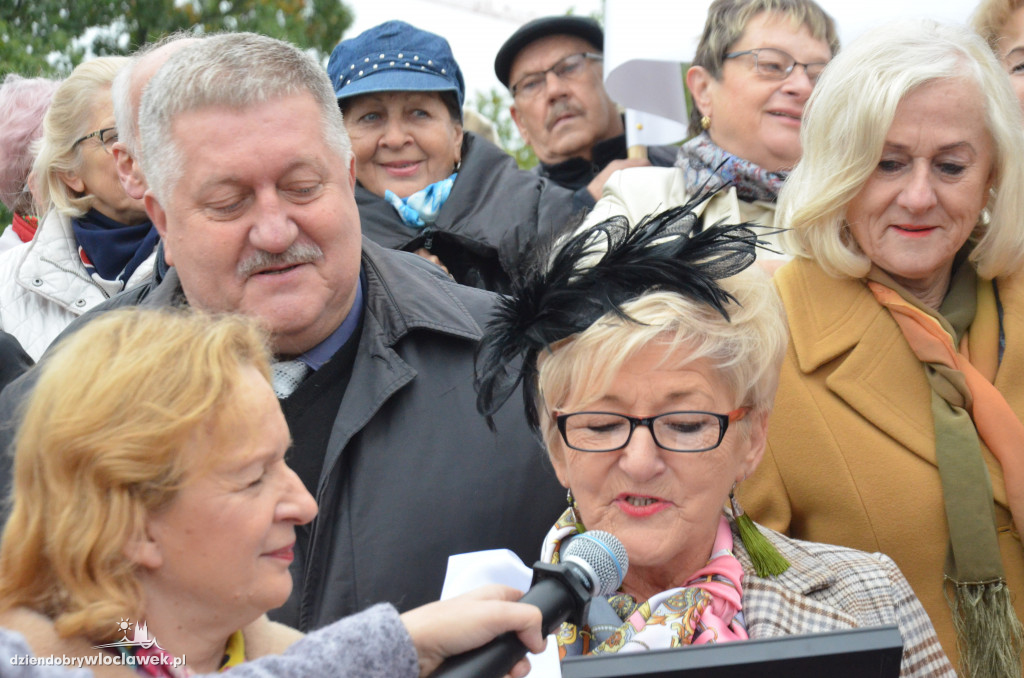 Rozpoczęcie Senioraliów na placu Wolności