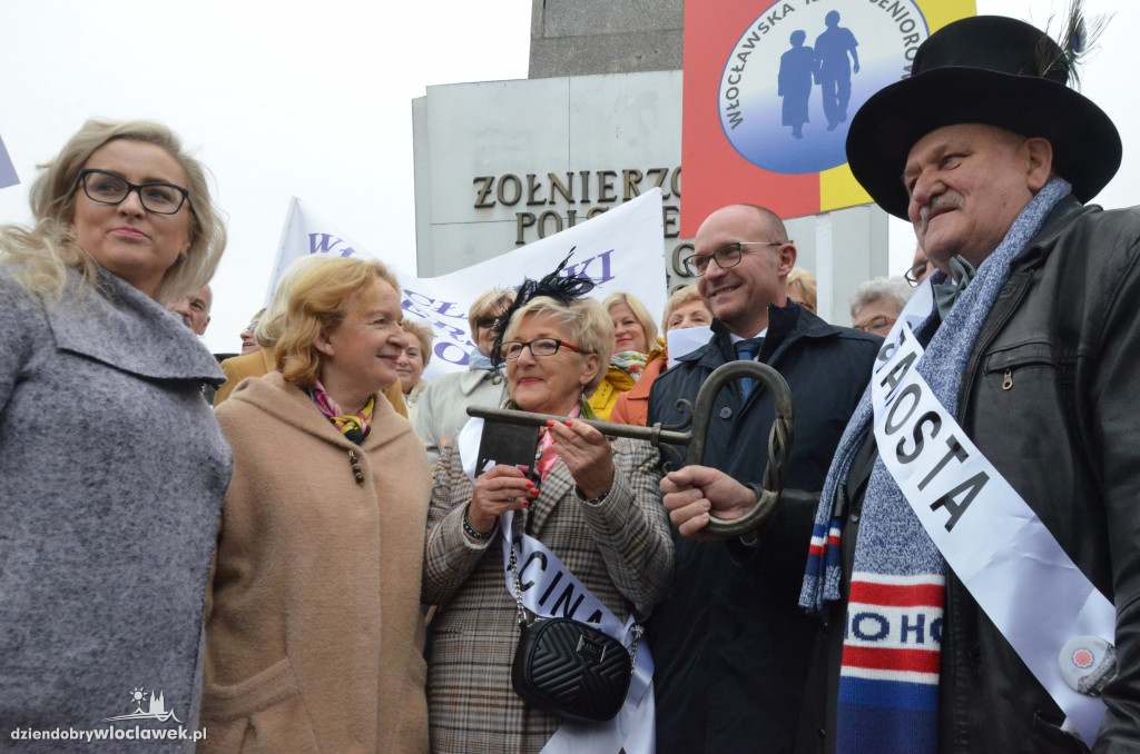 Rozpoczęcie Senioraliów na placu Wolności