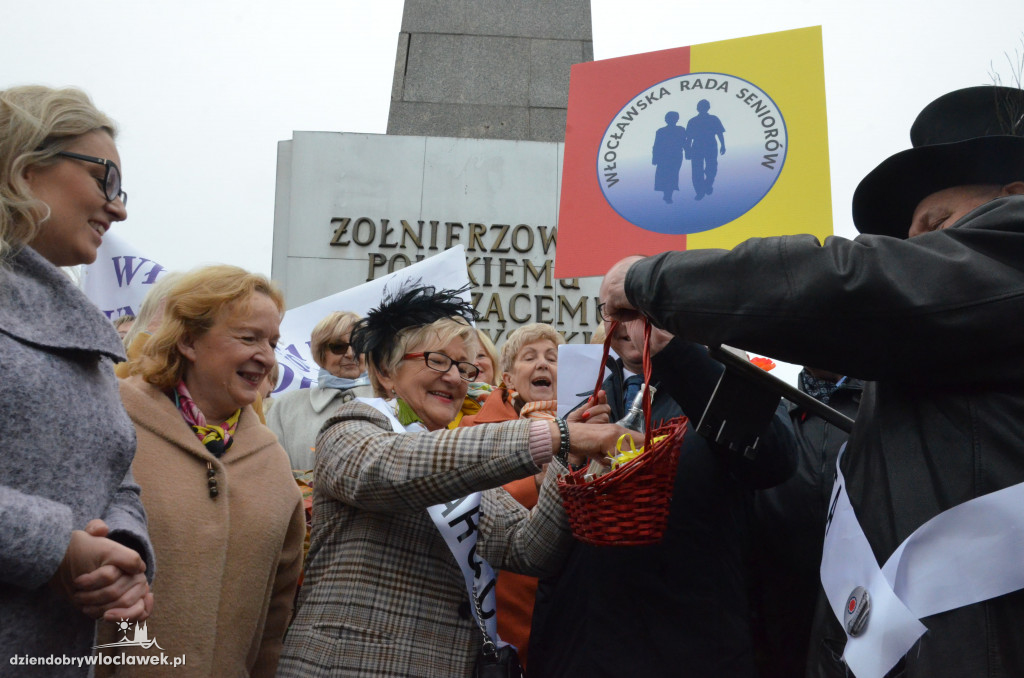 Rozpoczęcie Senioraliów na placu Wolności