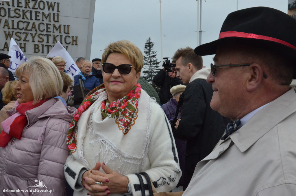 Rozpoczęcie Senioraliów na placu Wolności