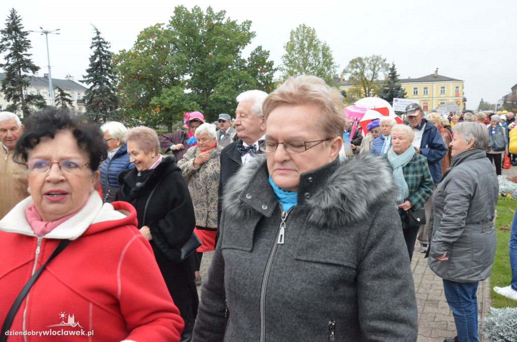 Rozpoczęcie Senioraliów na placu Wolności