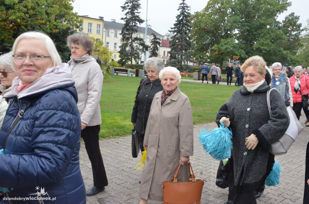 Rozpoczęcie Senioraliów na placu Wolności