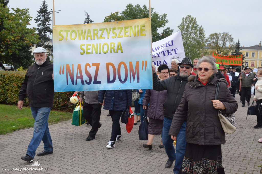 Rozpoczęcie Senioraliów na placu Wolności