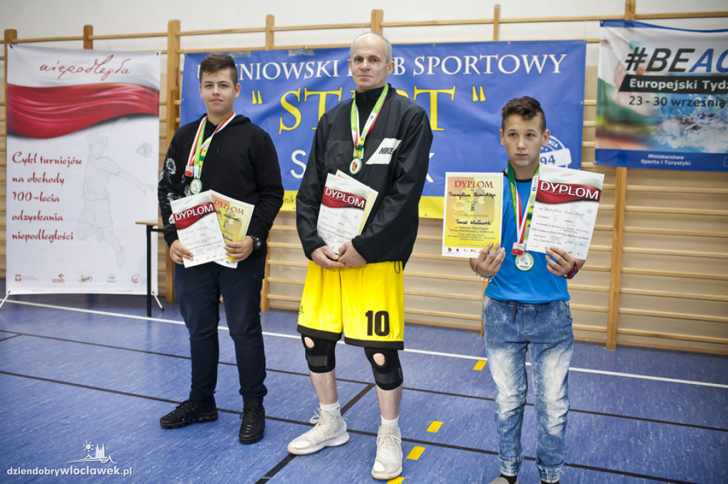 III Otwarty Turniej Badmintona