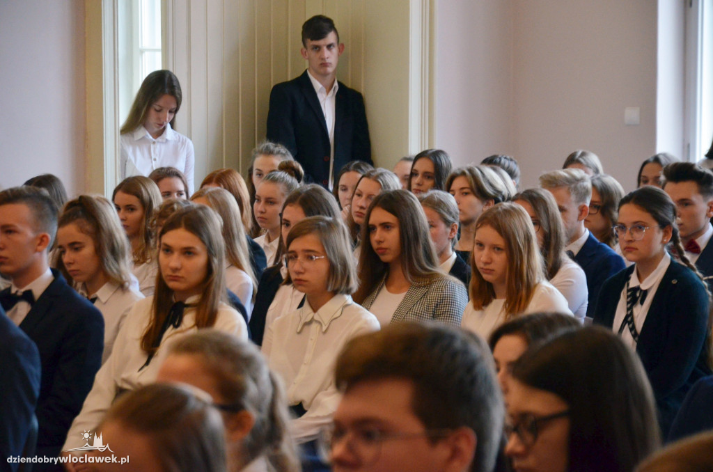Ślubowanie pierwszoklasistów w LZK