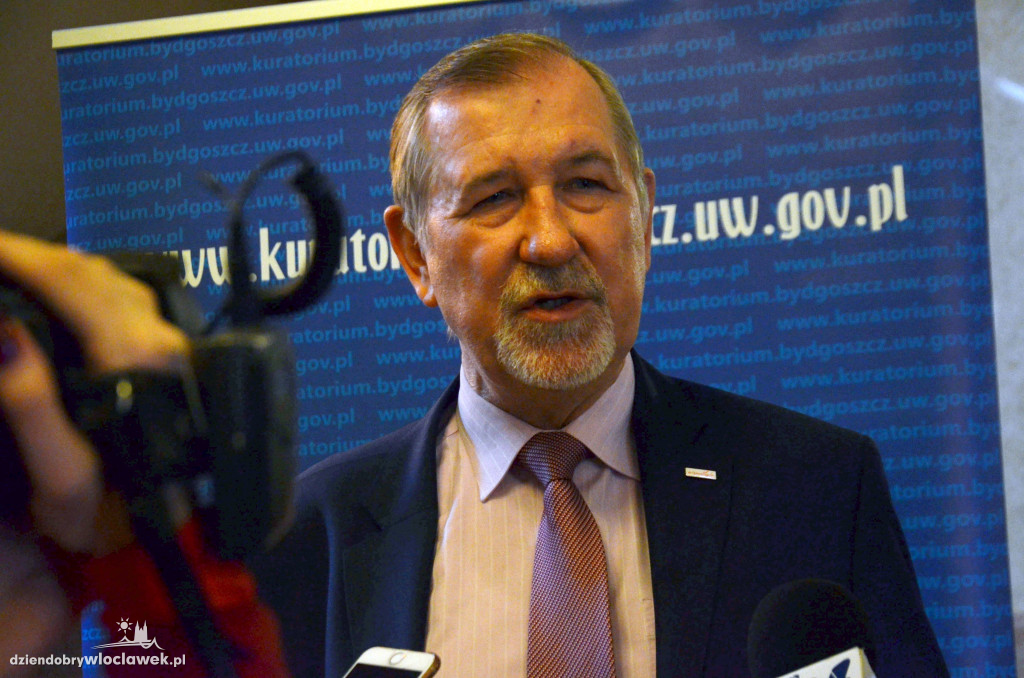 Dzień Edukacji Narodowej w P. Bursztynowym