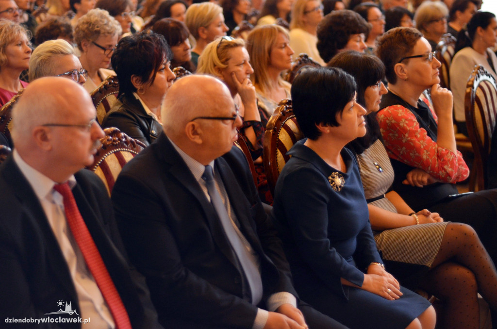 Dzień Edukacji Narodowej w P. Bursztynowym