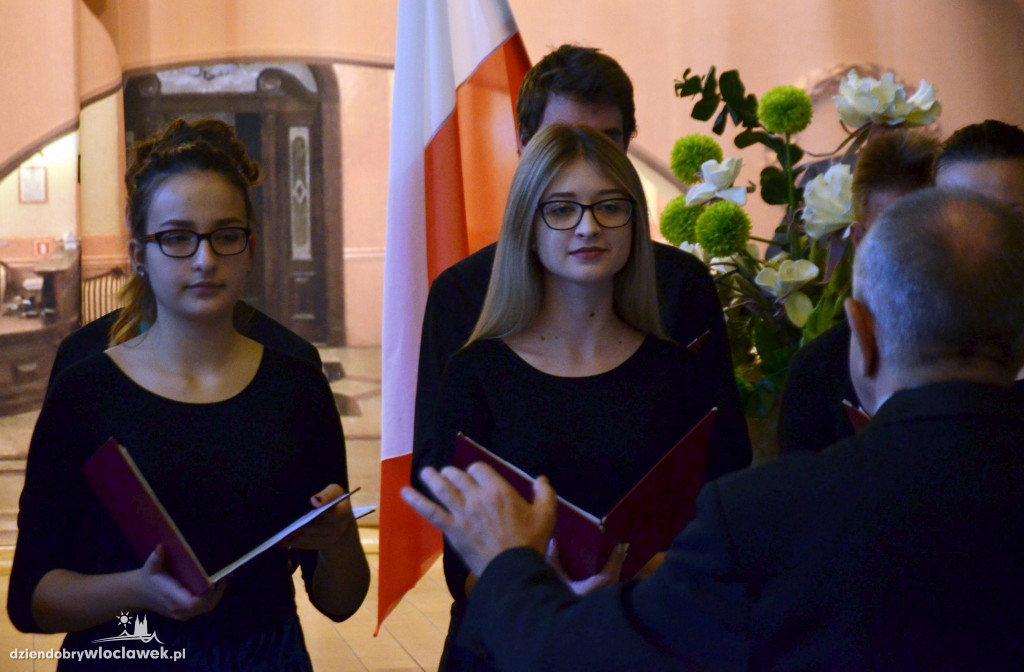 Dzień Edukacji Narodowej w P. Bursztynowym
