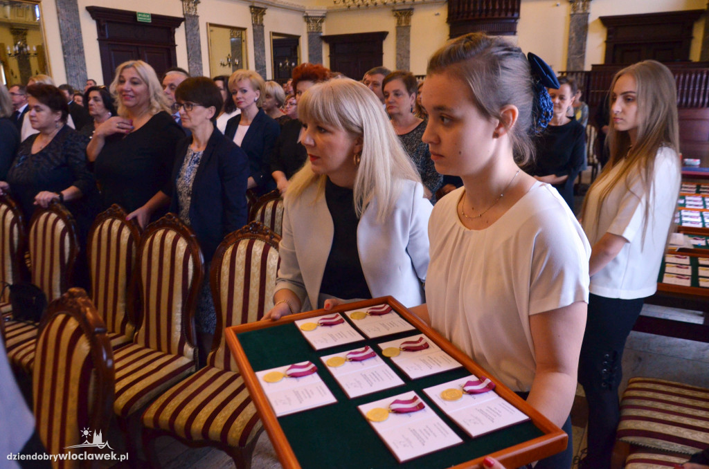 Dzień Edukacji Narodowej w P. Bursztynowym