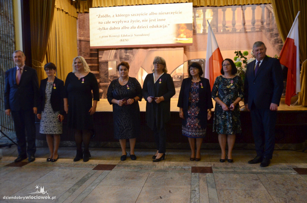 Dzień Edukacji Narodowej w P. Bursztynowym