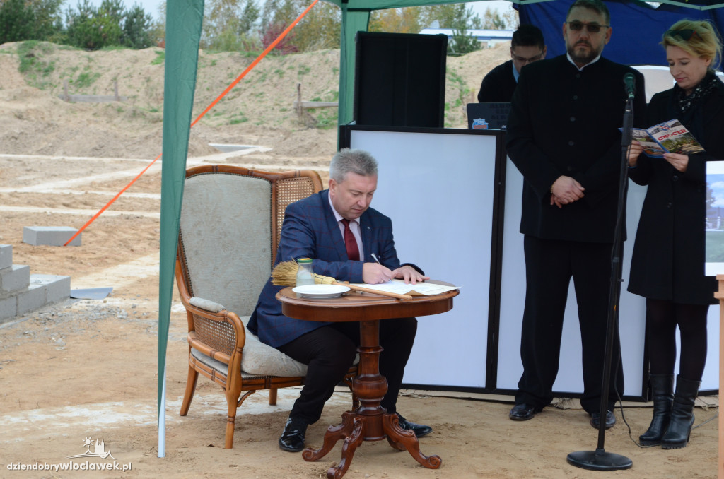 Akt erekcyjny pod budowę domu opieki
