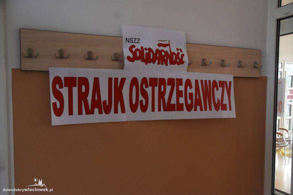 Pracownicy DPS zaostrzyli protest