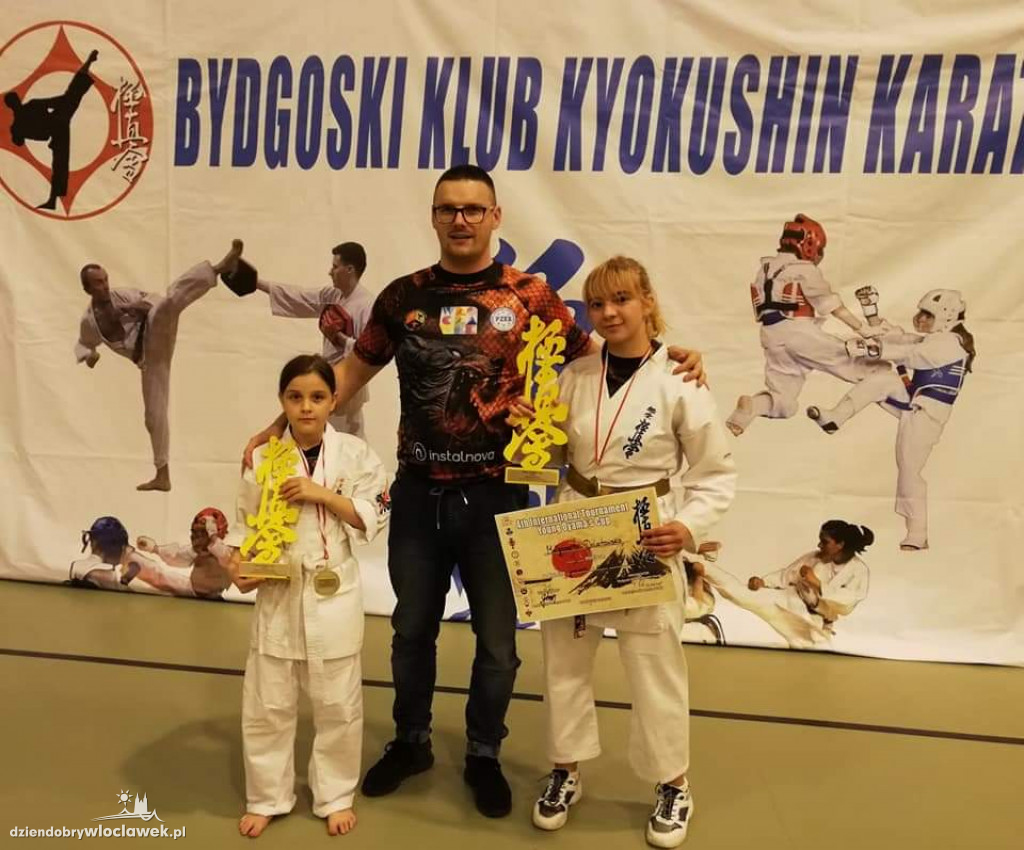 Fighterzy AMSW z medalami