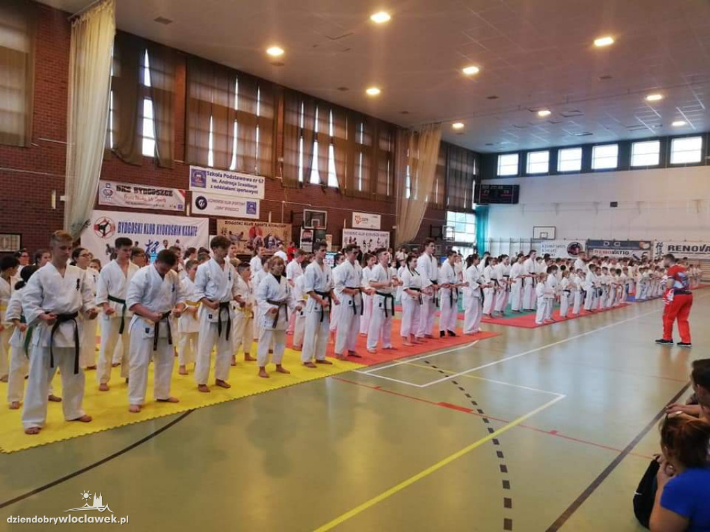 Fighterzy AMSW z medalami