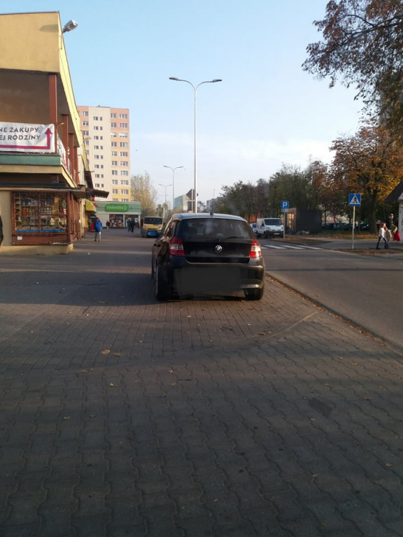 Niebezpiecznie na ul. Żytniej przy...