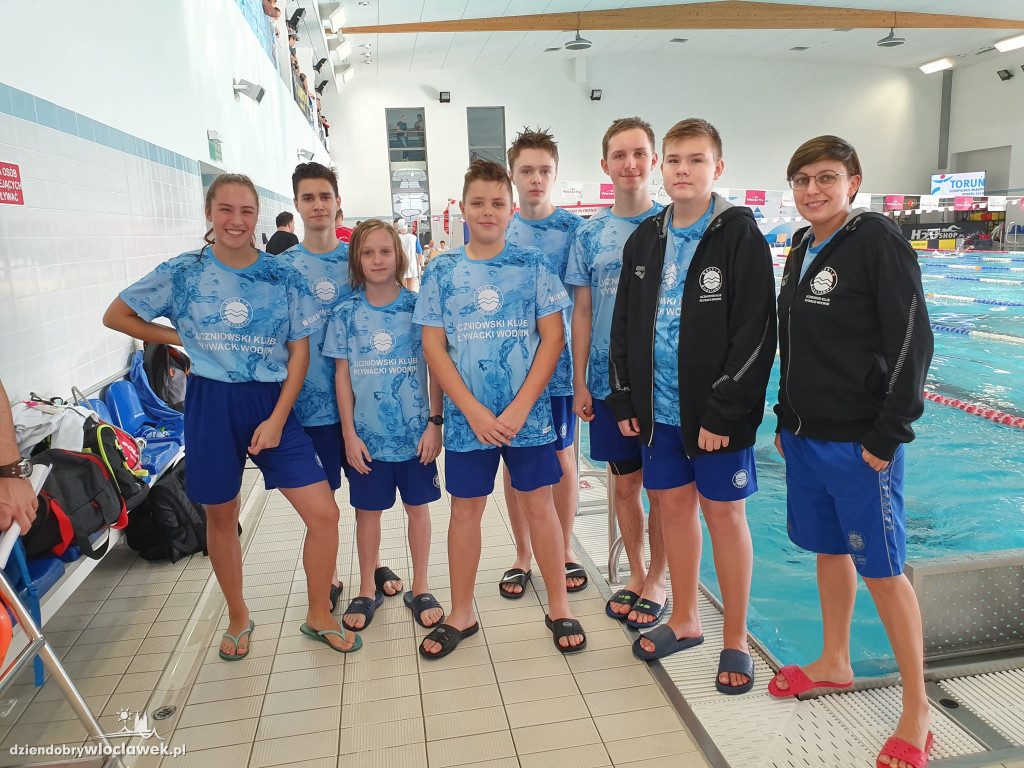 Włocławscy pływacy z medalami