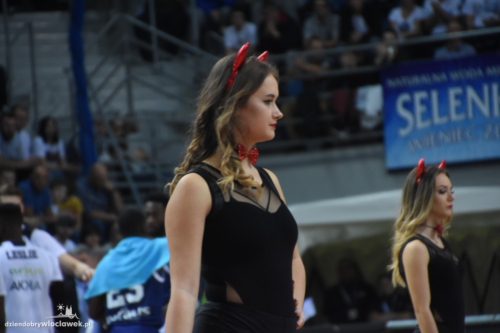 Cheerleaders na meczu Anwil - Lacq-Orthez