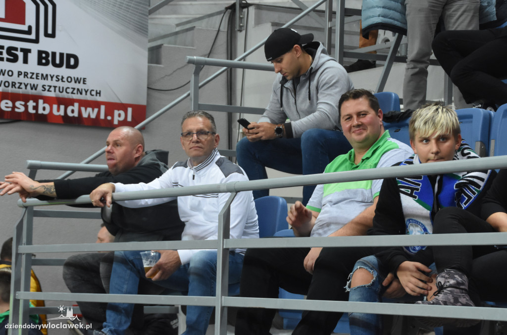 Kibice na inauguracji Ligi Mistrzów