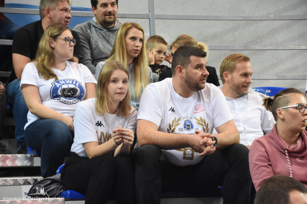 Kibice na inauguracji Ligi Mistrzów
