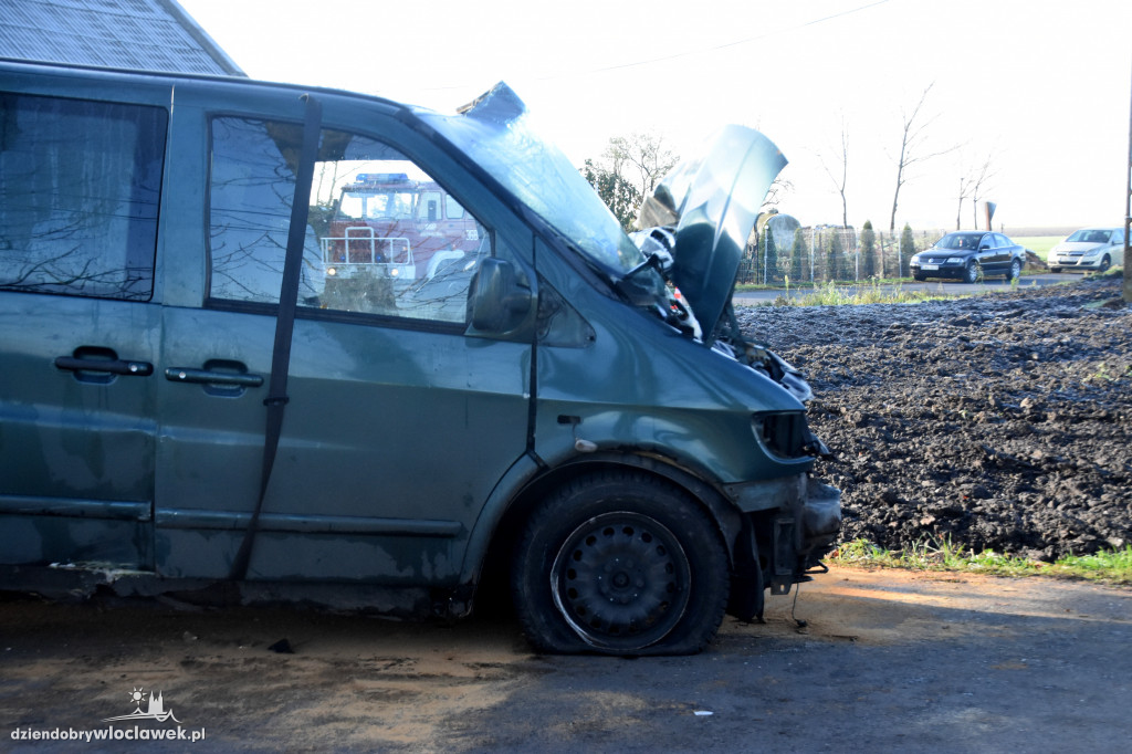 Czołowe zderzenie busów
