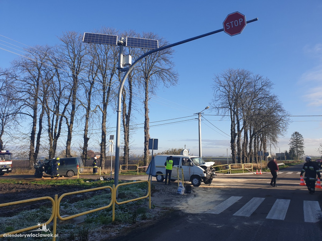 Czołowe zderzenie busów