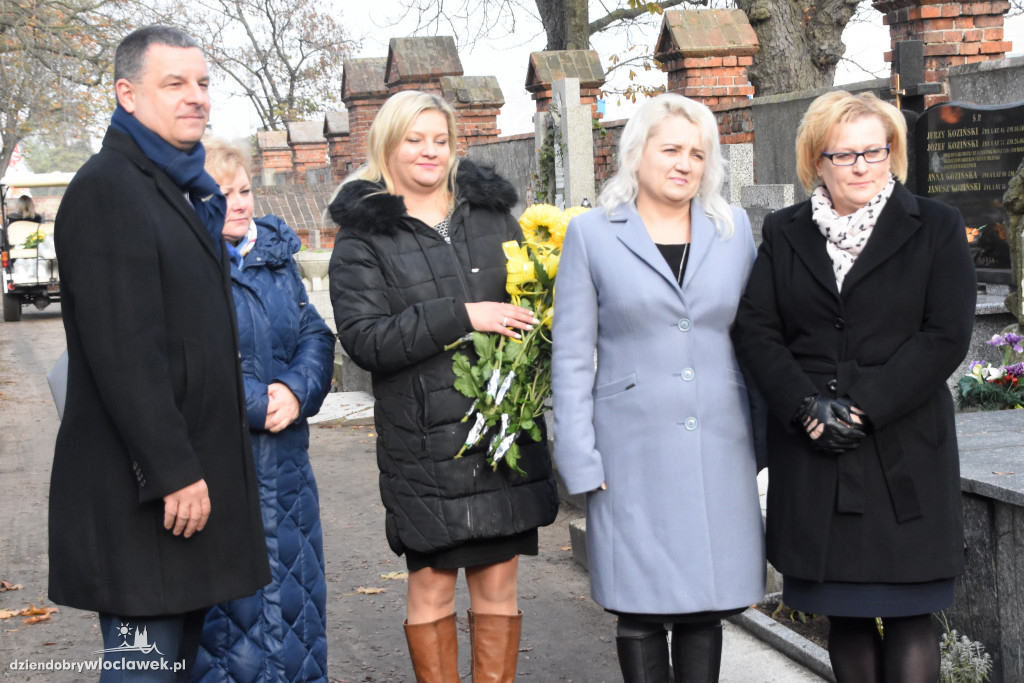 Władze miasta odwiedziły cmentarz