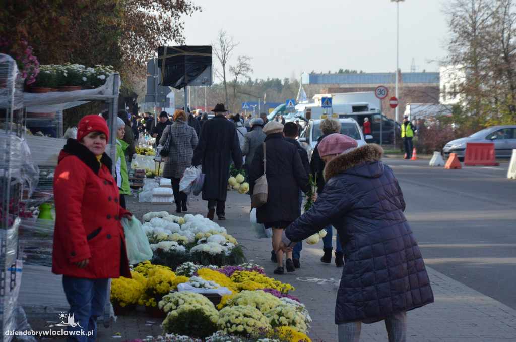 1 Listopada na Cmentarzu Komunalnym