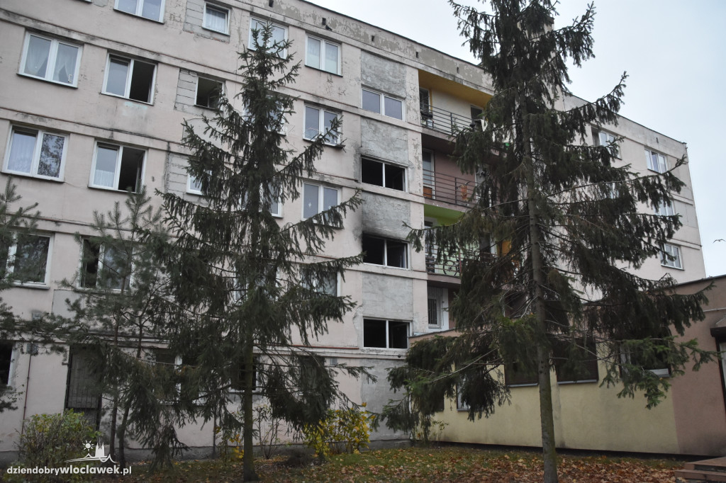 Blok przy Wienieckiej po pożarze