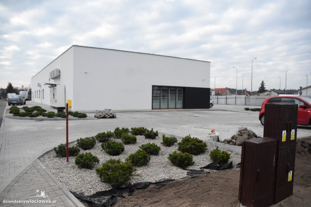 Budowa centrum handlowego