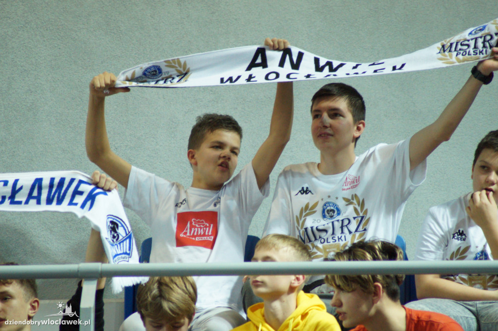 Kibice na meczu Anwilu z GTK Gliwice