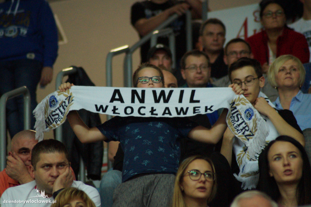 Kibice na meczu Anwilu z GTK Gliwice