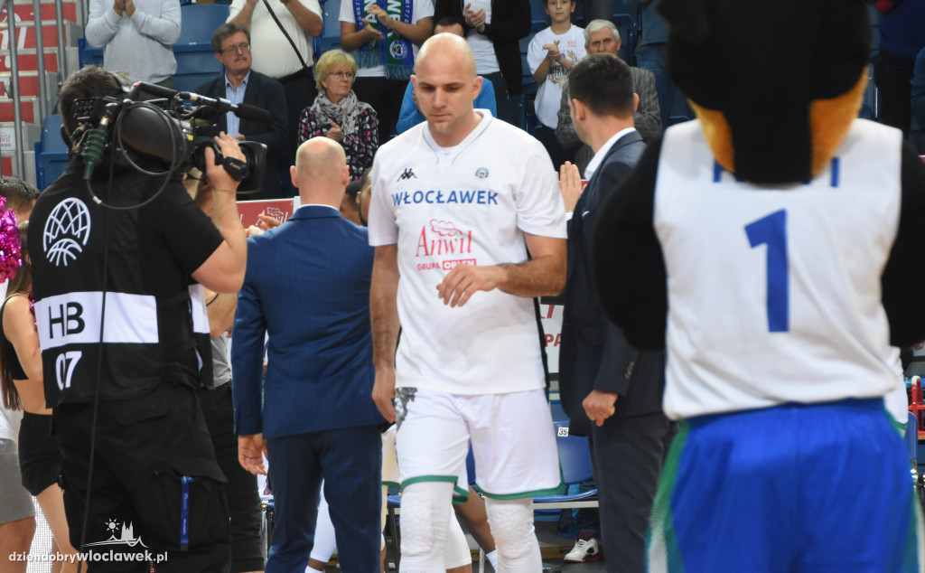 Anwil W-ek - Telenet Giants Antwerpia